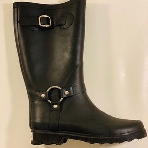 Rubber Black Rain Boots With Buckle. Size 6. New